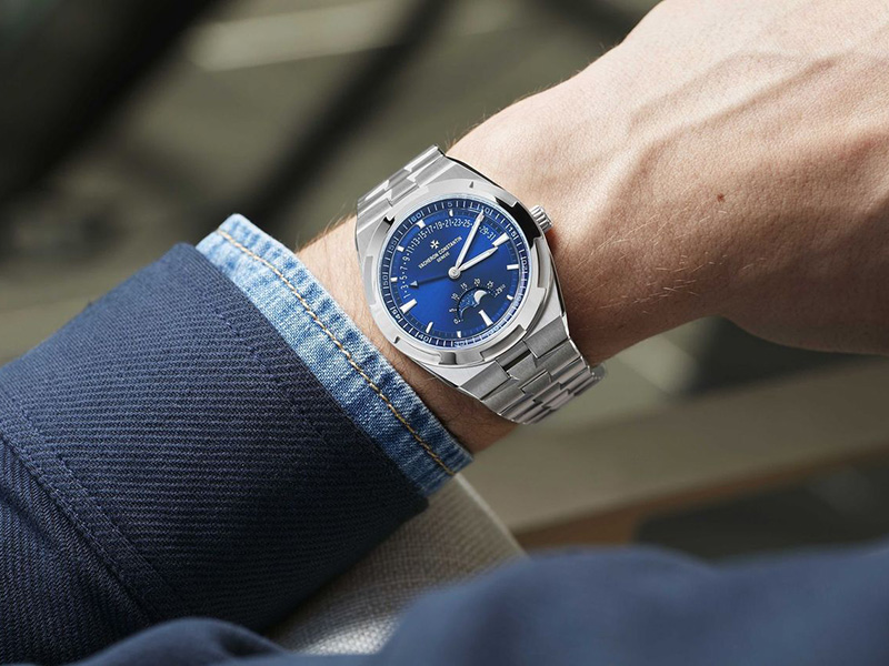 ساعات أسطورية من دار ڤاشرون كونستنتان في معرض watches and wonders 2023